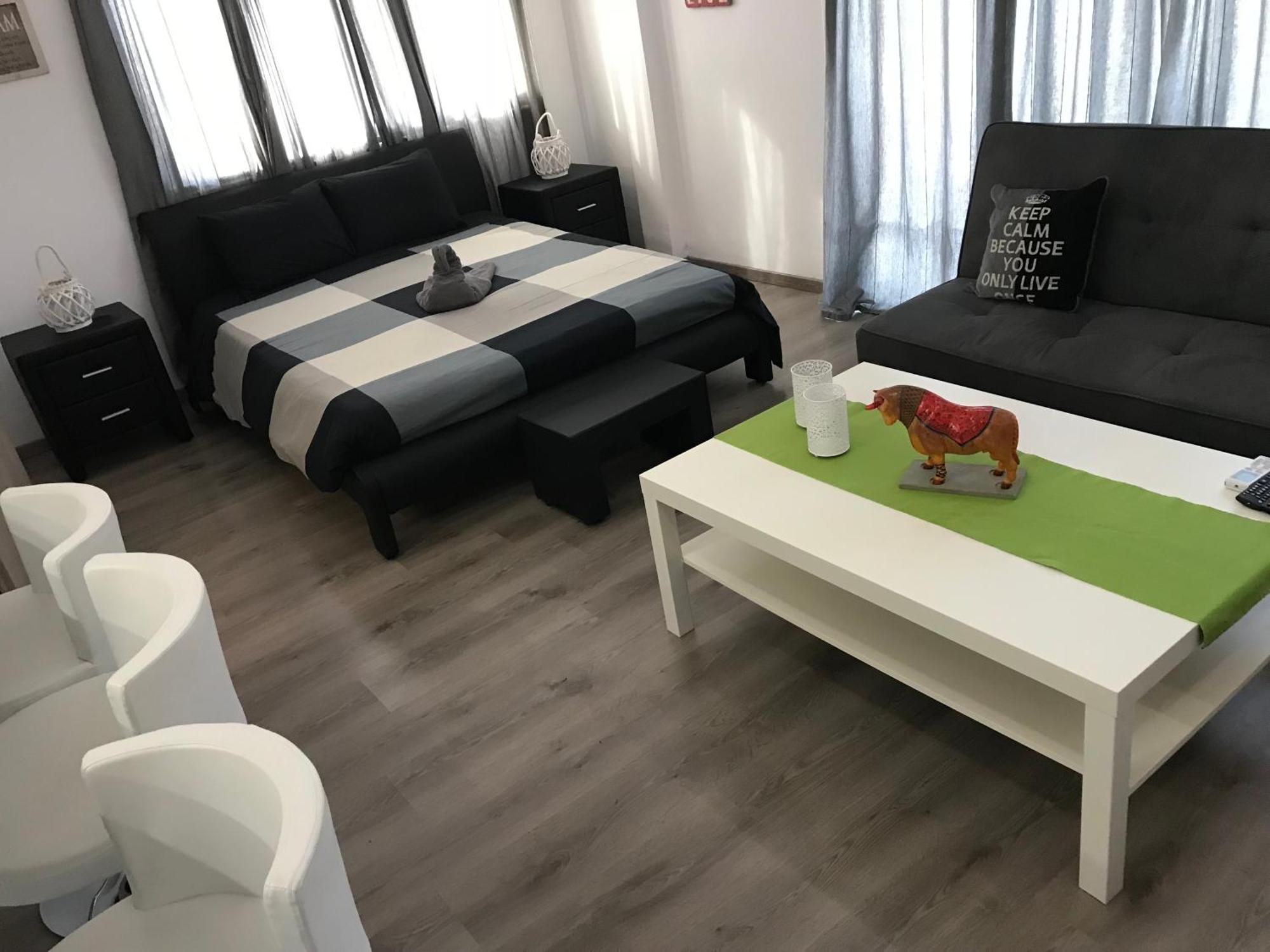 Levart Apartments Paphos Exterior foto